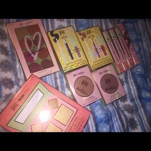 BNIB pixi beauty makeup bundle
